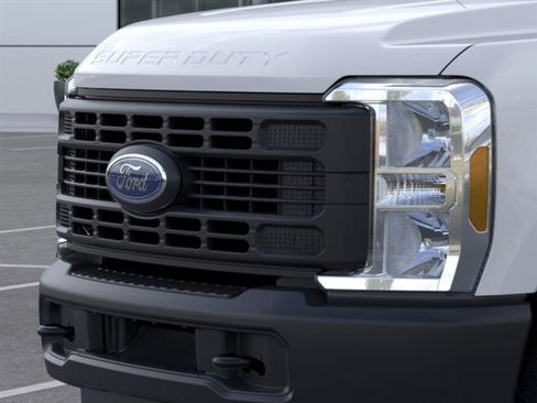 New 2026 Ford F250 XL w/ XL Driver Assist Package image 17