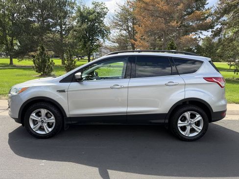 Used 2013 Ford Escape SE AWD/4WD image 2