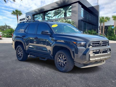 Used 2025 Toyota 4Runner SR5 image 3