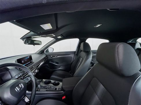 Used 2025 Honda Civic Sport image 11