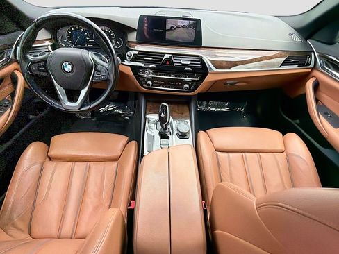 Used 2018 BMW 530e RWD image 14