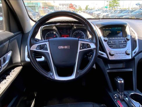 Used 2017 GMC Terrain SLT w/ Driver Alert Package I FWD image 5