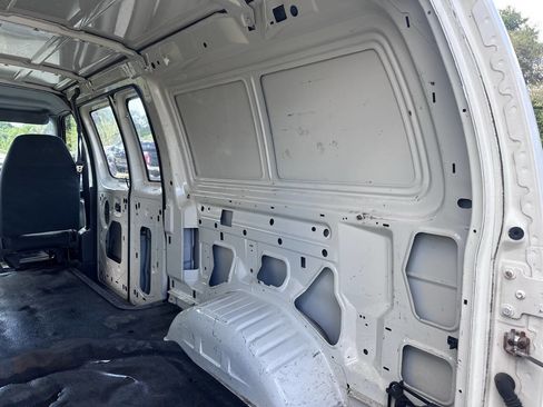 Used 1995 Ford E-250 and Econoline 250 image 18