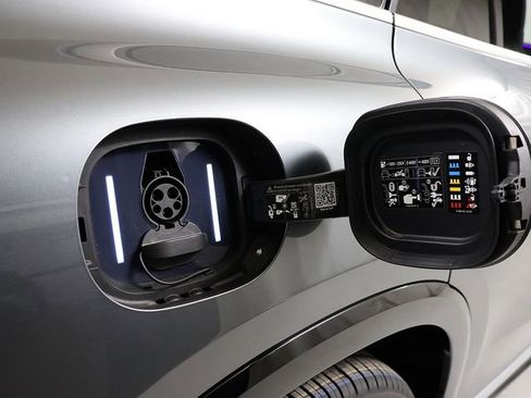 Certified 2023 Mercedes-Benz EQS 450+ 4MATIC SUV image 10