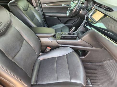Used 2020 Cadillac XT6 Sport AWD/4WD image 11
