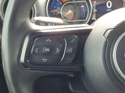 Used 2023 Jeep Gladiator Sport AWD/4WD image 24