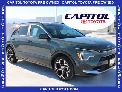 Used 2024 Kia Niro EX Touring
