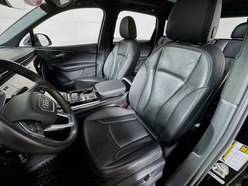 Used 2021 Audi Q7 2.0T Premium w/ Convenience Package image 14