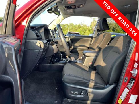 Used 2021 Toyota 4Runner TRD Off-Road image 14