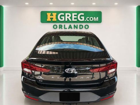 Used 2019 Hyundai Elantra SE FWD image 8