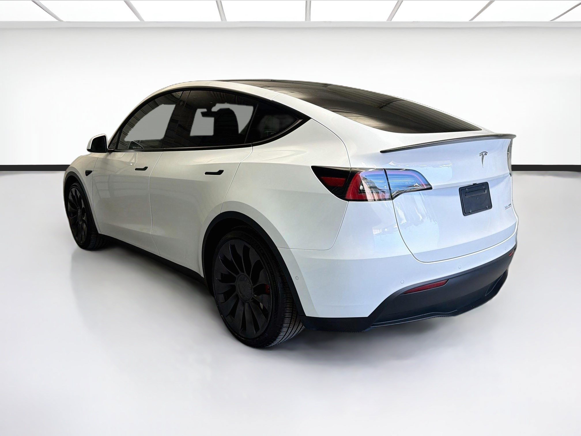 Used 2022 Tesla Model Y Performance AWD/4WD image 6