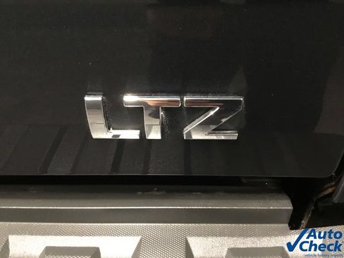 Used 2018 Chevrolet Silverado 1500 LTZ AWD/4WD image 20
