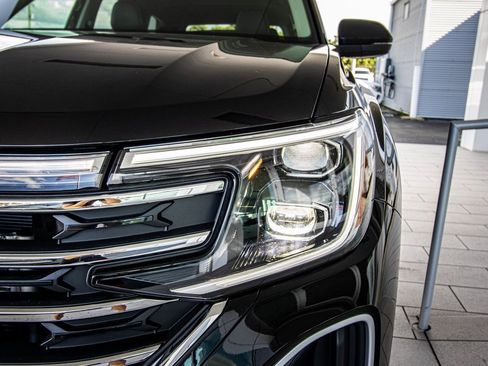 New 2026 Volkswagen Atlas SE image 10