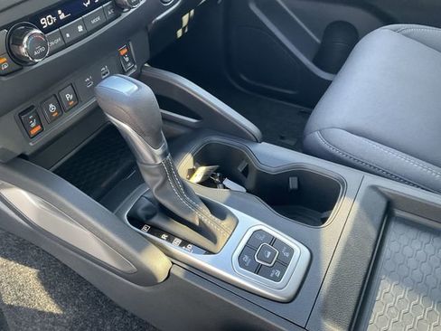 New 2026 Nissan Frontier SV w/ SV Convenience Package image 25