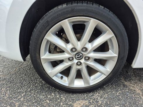 Used 2017 MAZDA MAZDA3 Touring FWD image 13
