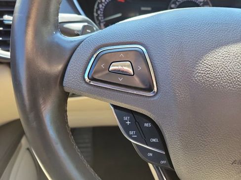 Used 2018 Lincoln MKX Select w/ Select Plus Package image 28