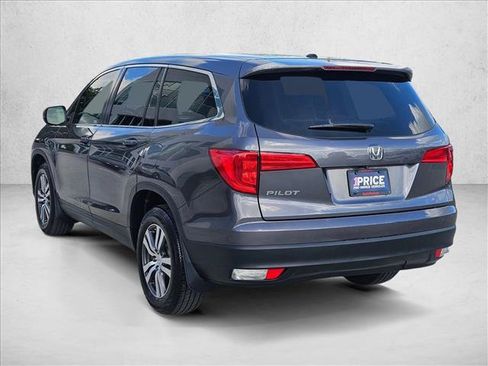 Used 2017 Honda Pilot EX image 8