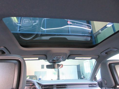 Used 2023 Audi A6 Premium Plus image 40