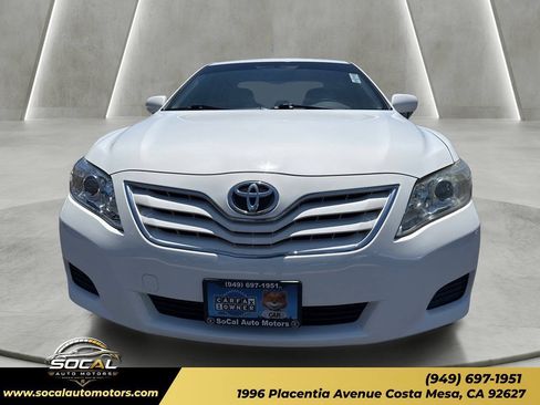 Used 2011 Toyota Camry LE FWD image 8