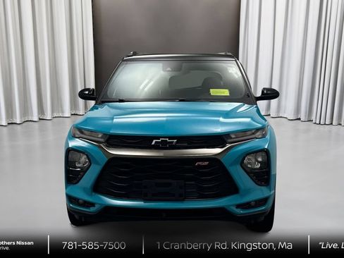 Used 2022 Chevrolet TrailBlazer RS w/ Sun and Liftgate Package FWD image 2