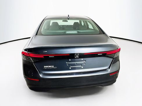Used 2023 Honda Accord LX image 7
