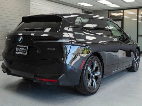 Used 2023 BMW iX xDrive50 w/ Premium Package image 32