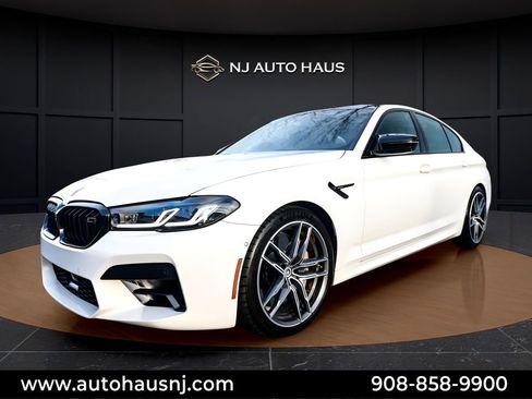 Used 2023 BMW M5 w/ Competition Package image 4