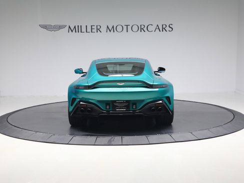 Used 2025 Aston Martin V8 Vantage Coupe image 6