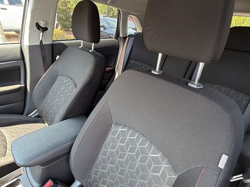 Used 2025 Mitsubishi Outlander Sport AWD image 17
