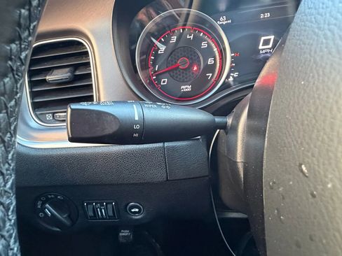 Used 2019 Dodge Charger SXT image 21