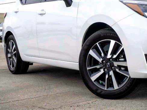 New 2025 Nissan Versa SV w/ Trunk Package image 2