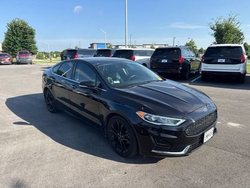 Used 2020 Ford Fusion SEL FWD image 1