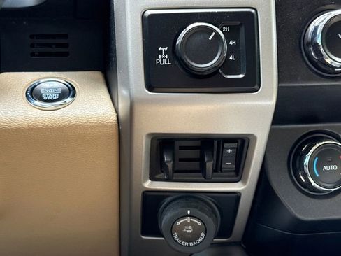 Used 2020 Ford F350 Lariat w/ Lariat Ultimate Package AWD/4WD image 28