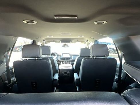 Certified 2024 GMC Yukon SLT AWD/4WD image 32