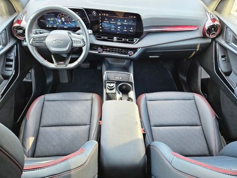 Used 2025 Chevrolet Equinox RS image 9