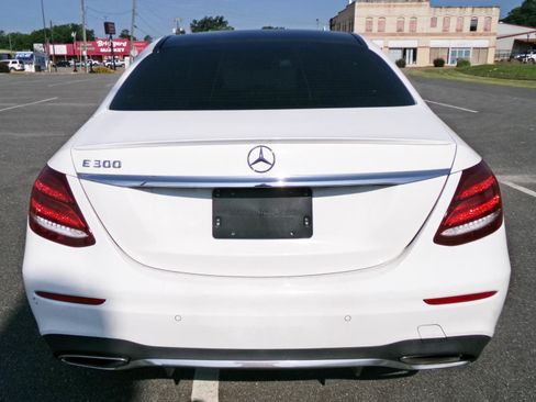 Used 2018 Mercedes-Benz E 300 image 5