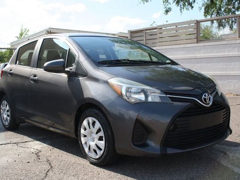 Used 2015 Toyota Yaris L FWD image 2
