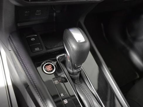 Used 2024 Nissan Kicks SR FWD image 16