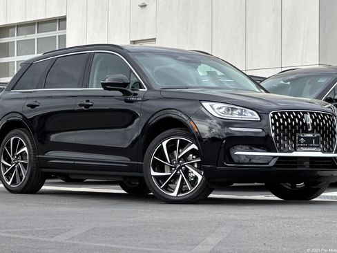 New 2025 Lincoln Corsair Grand Touring w/ Equipment Group 302A AWD/4WD image 1