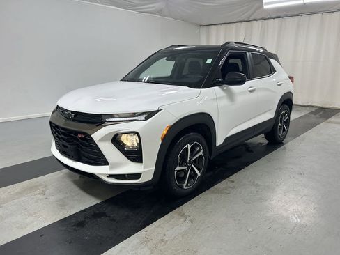 Used 2023 Chevrolet TrailBlazer RS AWD/4WD image 5