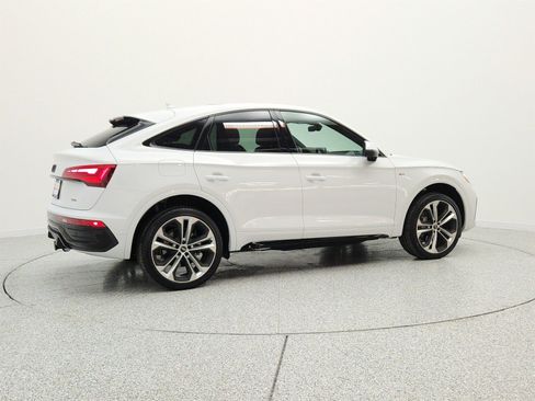 Used 2023 Audi Q5 2.0T Premium Plus w/ Premium Plus Package AWD/4WD image 5