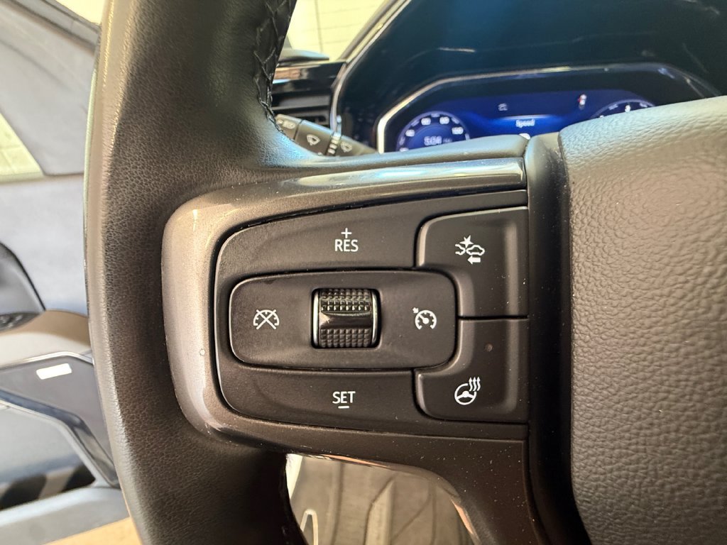 Used 2025 Chevrolet Silverado 2500 ZR2 w/ Technology Package AWD/4WD image 19