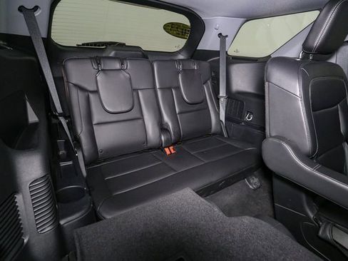 Used 2023 Ford Explorer XLT w/ Equipment Group 202A image 21