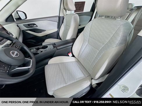 Certified 2023 Nissan Rogue SV image 19