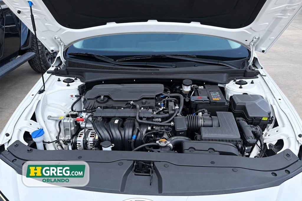 Used 2024 Hyundai Elantra SEL FWD image 12