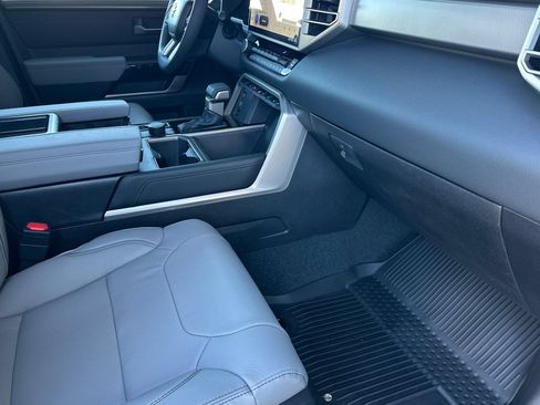 New 2026 Toyota Tundra Limited AWD/4WD image 17