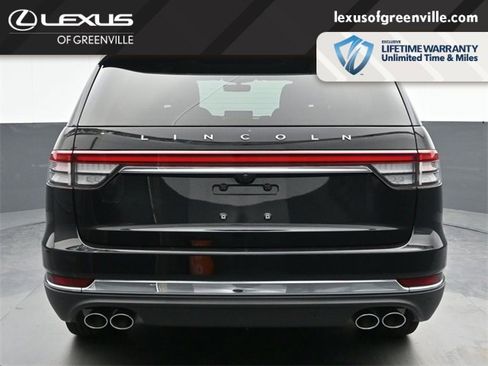 Used 2023 Lincoln Aviator Reserve image 7