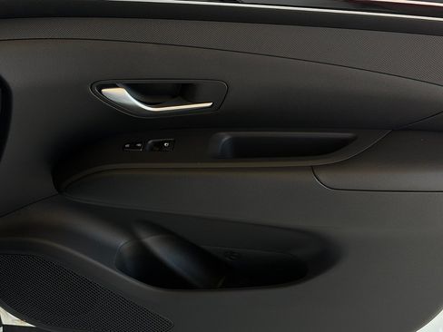Certified 2024 Hyundai Tucson SEL FWD image 25