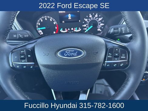 Used 2022 Ford Escape SE w/ Convenience Package image 16