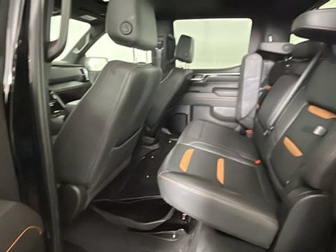 Used 2024 GMC Sierra 1500 AT4 w/ Technology Package AWD/4WD image 26